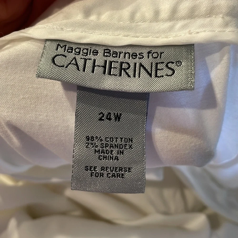 Maggie Barnes for CATHERINES  White TUMMY CONTROL white stretch cotton Capri 24W